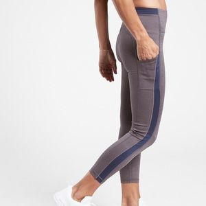 NWT ATHLETA ULTIMATE STASH POCKET 7/8 TIGHT MEDIUM